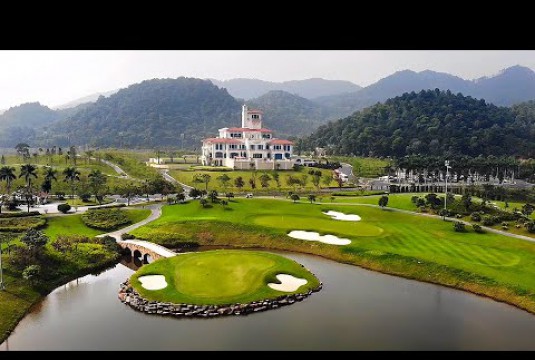 Golf resort